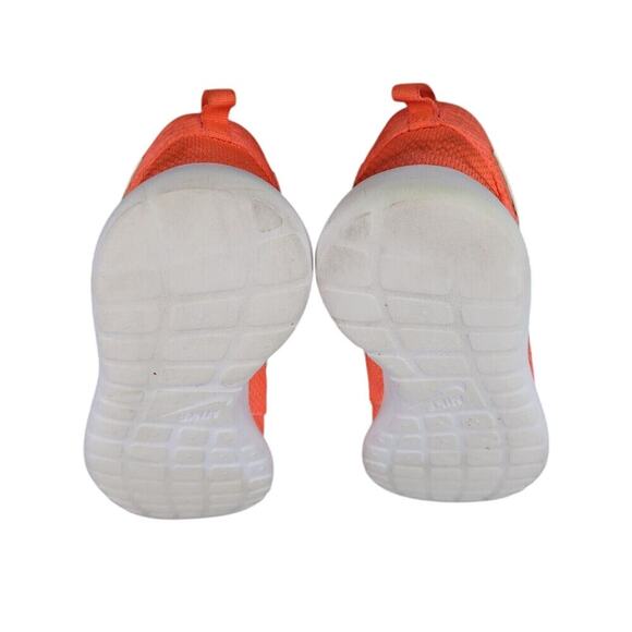 Nike Shoes Womens 7.5 Sneaker Roshe Run Lifestyle Athletic Trainer Total Crimson - Picture 10 of 13